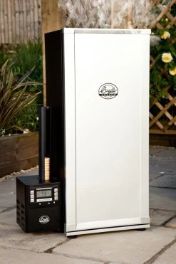 Bradley Digital Smoker 6 Rack -Sous Chef Kitchenware 6rack bradley smoker lifestyle