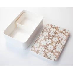 White Sakura Bento Box, 600ml 5 White Sakura Bento Box, 600ml -Sous Chef Kitchenware BC0070 WhiteSakuraBentoBox 600ml open
