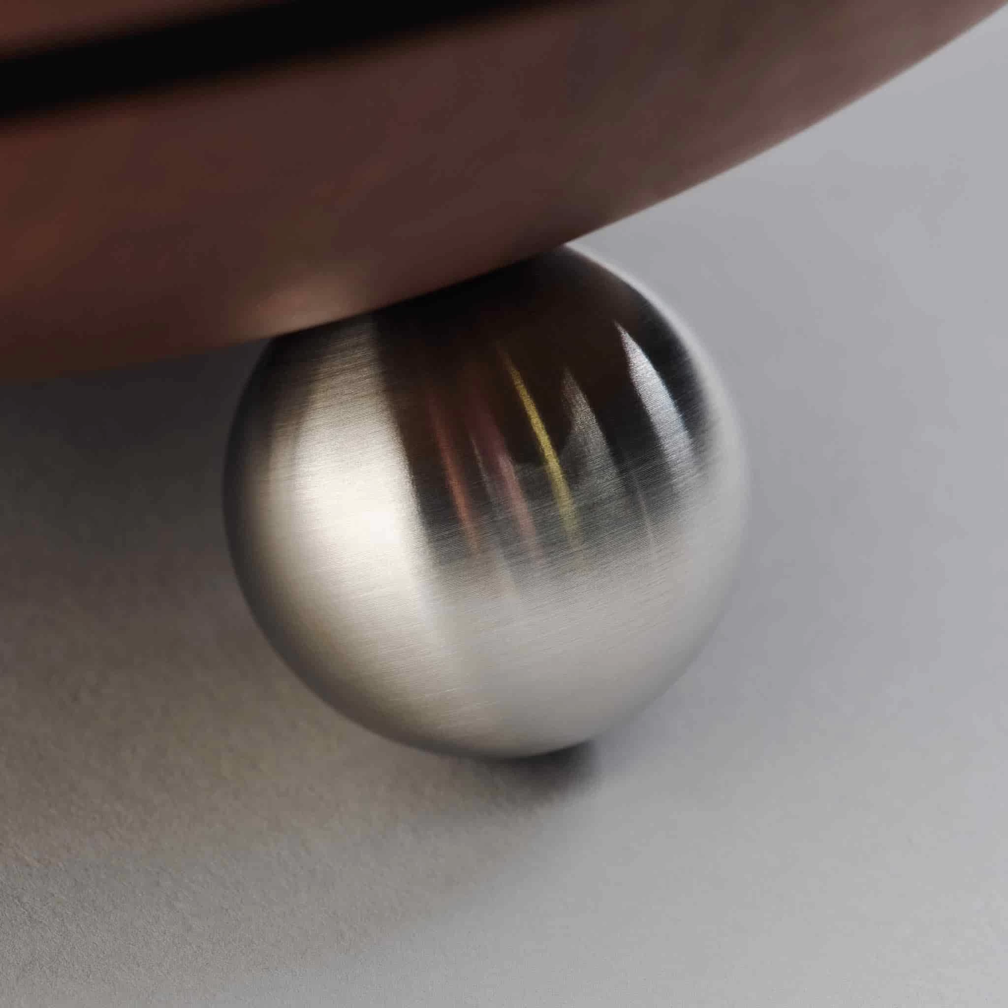 Breka Premium Walnut Knife Block, Stainless Steel Feet 2 Breka Premium Walnut Knife Block, Stainless Steel Feet - Image 2