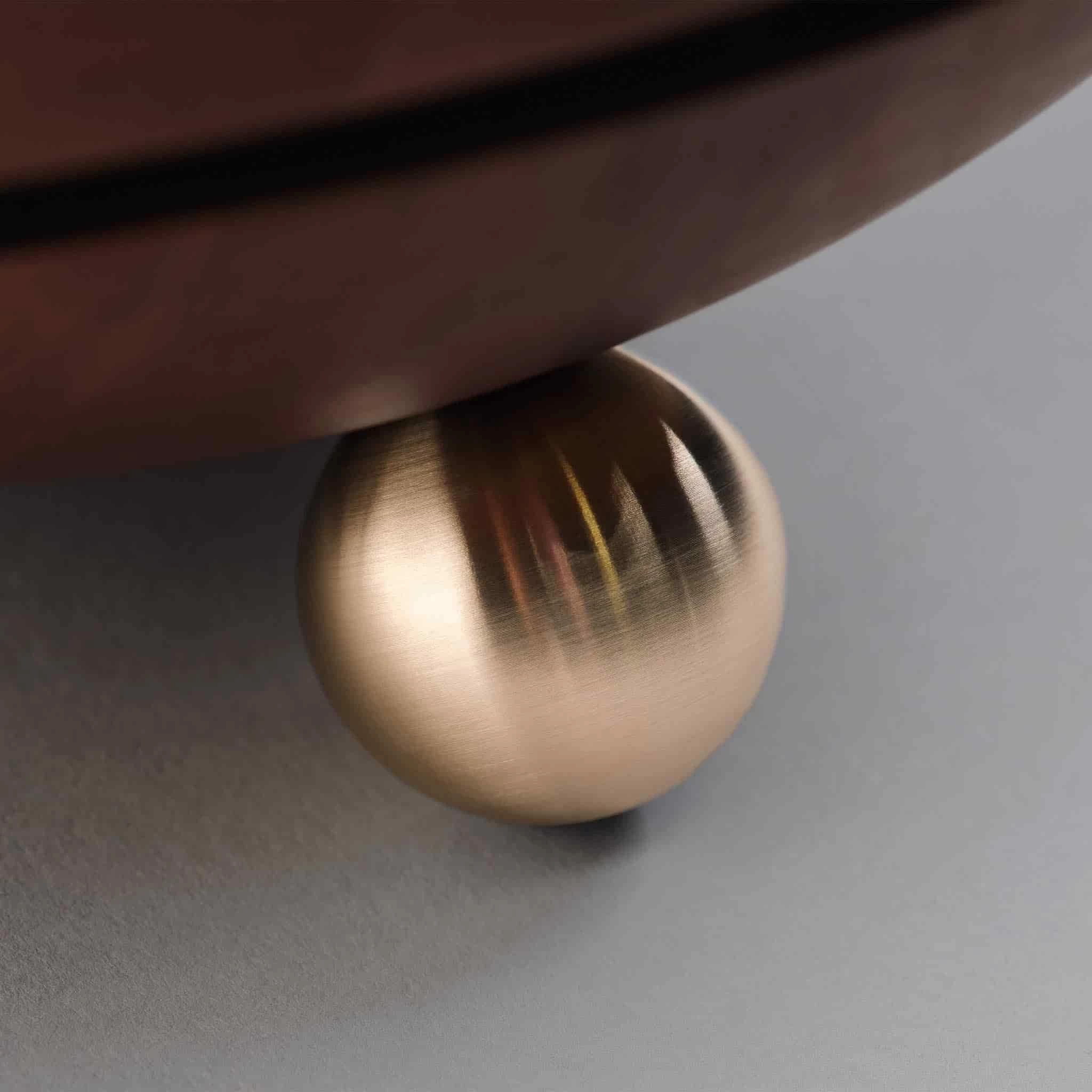 Breka Premium Walnut Knife Block, Brass Feet 3 Breka Premium Walnut Knife Block, Brass Feet - Image 3