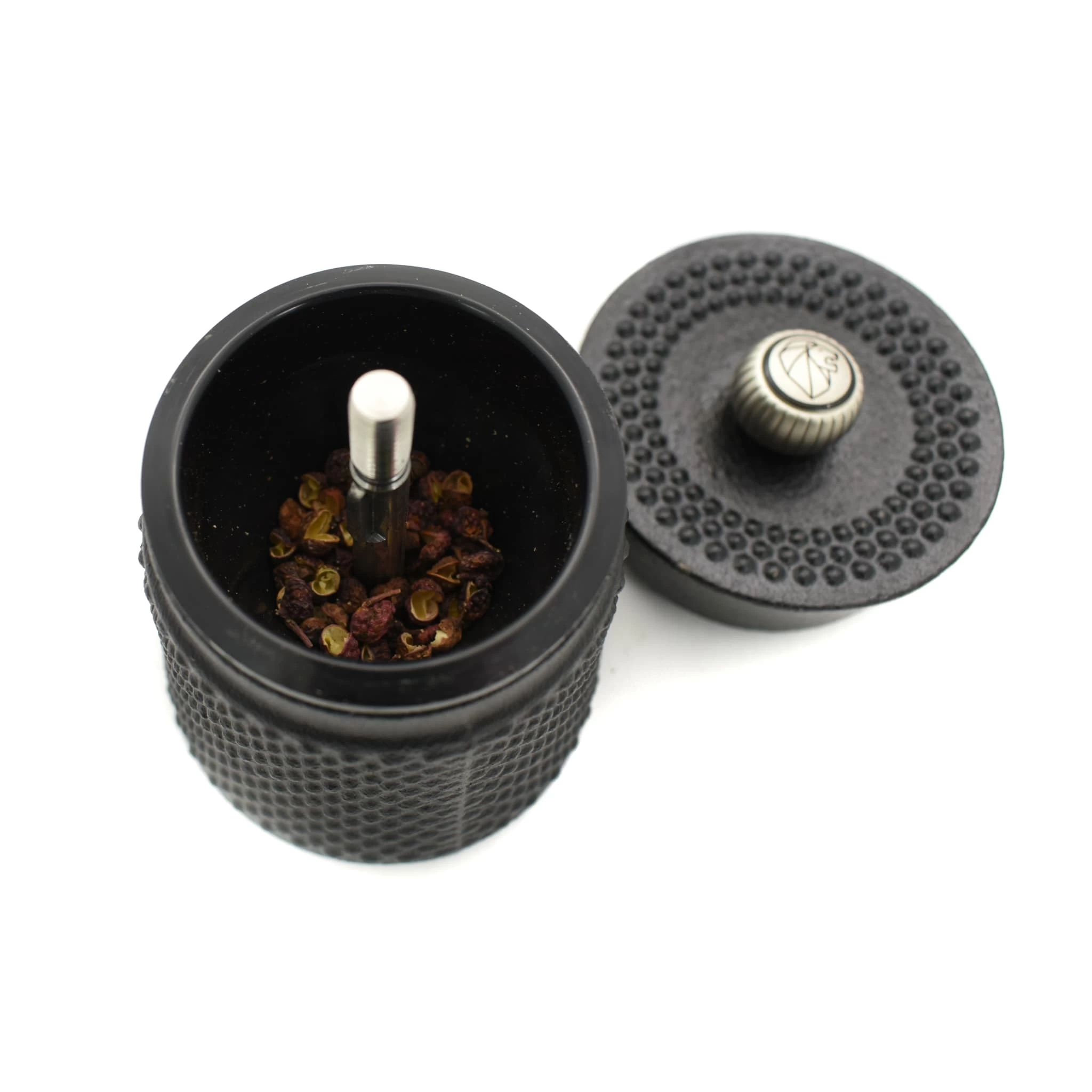 Peugeot Bali Fonte Cast Iron Pepper Mill Black 8cm 2 Peugeot Bali Fonte Cast Iron Pepper Mill Black 8cm - Image 2