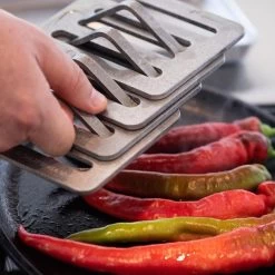 The Chef's Press 11 The Chef's Press -Sous Chef Kitchenware ChefsPressSousCheflifestyleimage1