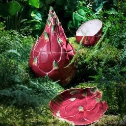 Bordallo Pinheiro Tropical Fruits Dragon Fruit Small Bowl, 14x14cm -Sous Chef Kitchenware DC0205BordalloPinheiroTropicalFruitsSmallBowl Dragonfruitlifestyle