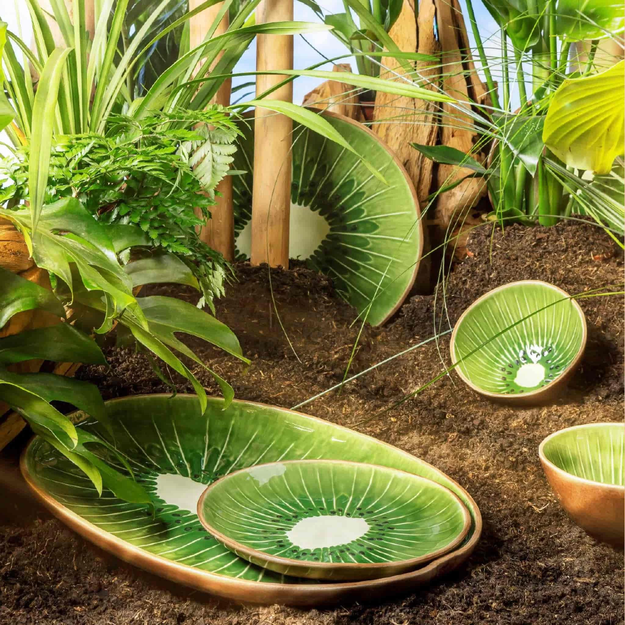 Bordallo Pinheiro Tropical Fruits Kiwi Serving Platter, 40x31cm 2 Bordallo Pinheiro Tropical Fruits Kiwi Serving Platter, 40x31cm - Image 2