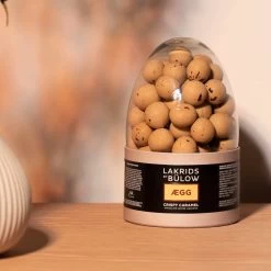 Lakrids Easter Egg - Crispy Caramel Chocolate Coated Liquorice 480g 5 Lakrids Easter Egg - Crispy Caramel Chocolate Coated Liquorice 480g -Sous Chef Kitchenware DI0088LakridsEasterEgg CrispyCaramelChocolateCoatedLiquorice480gLifestyle