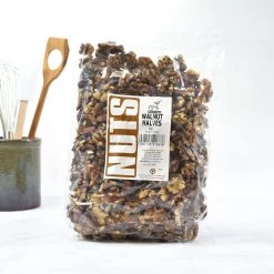 Walnut Halves 1kg 5 Walnut Halves 1kg -Sous Chef Kitchenware EN0059 WalnutHalves 2