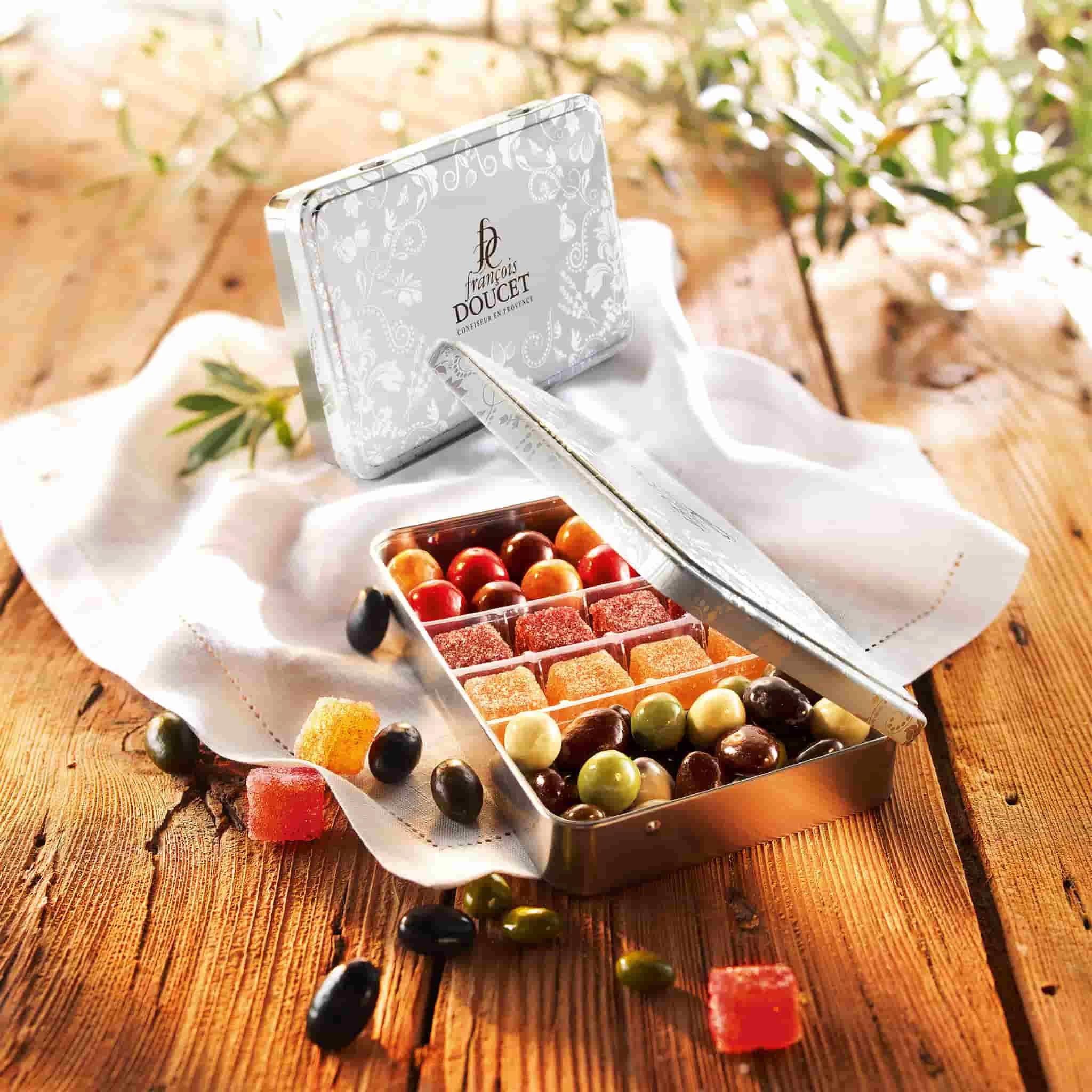 Francois Doucet Sublime Confectionery Selection Tin 260g 2 Francois Doucet Sublime Confectionery Selection Tin 260g - Image 2