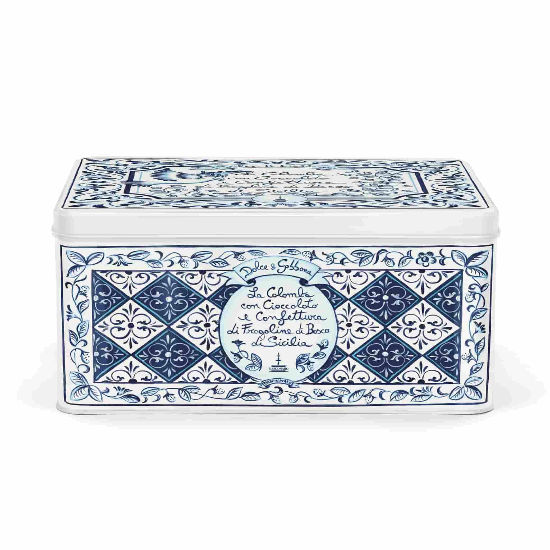 Fiasconaro X Dolce & Gabbana Strawberry & Chocolate Colomba Gift Tin 1kg 2 Fiasconaro X Dolce & Gabbana Strawberry & Chocolate Colomba Gift Tin 1kg - Image 2