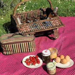 Montmarte Red Striped Picnic Hamper, 4 Person 9 Montmarte Red Striped Picnic Hamper, 4 Person -Sous Chef Kitchenware JD0012MontmarteRedStripedPicnicHamper 4PersonLife 1