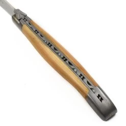 Laguiole En Aubrac Single Cheese Knife, Juniper 5 Laguiole En Aubrac Single Cheese Knife, Juniper -Sous Chef Kitchenware LR0029LaguioleenAubracSingleCheeseKnife Juniper3