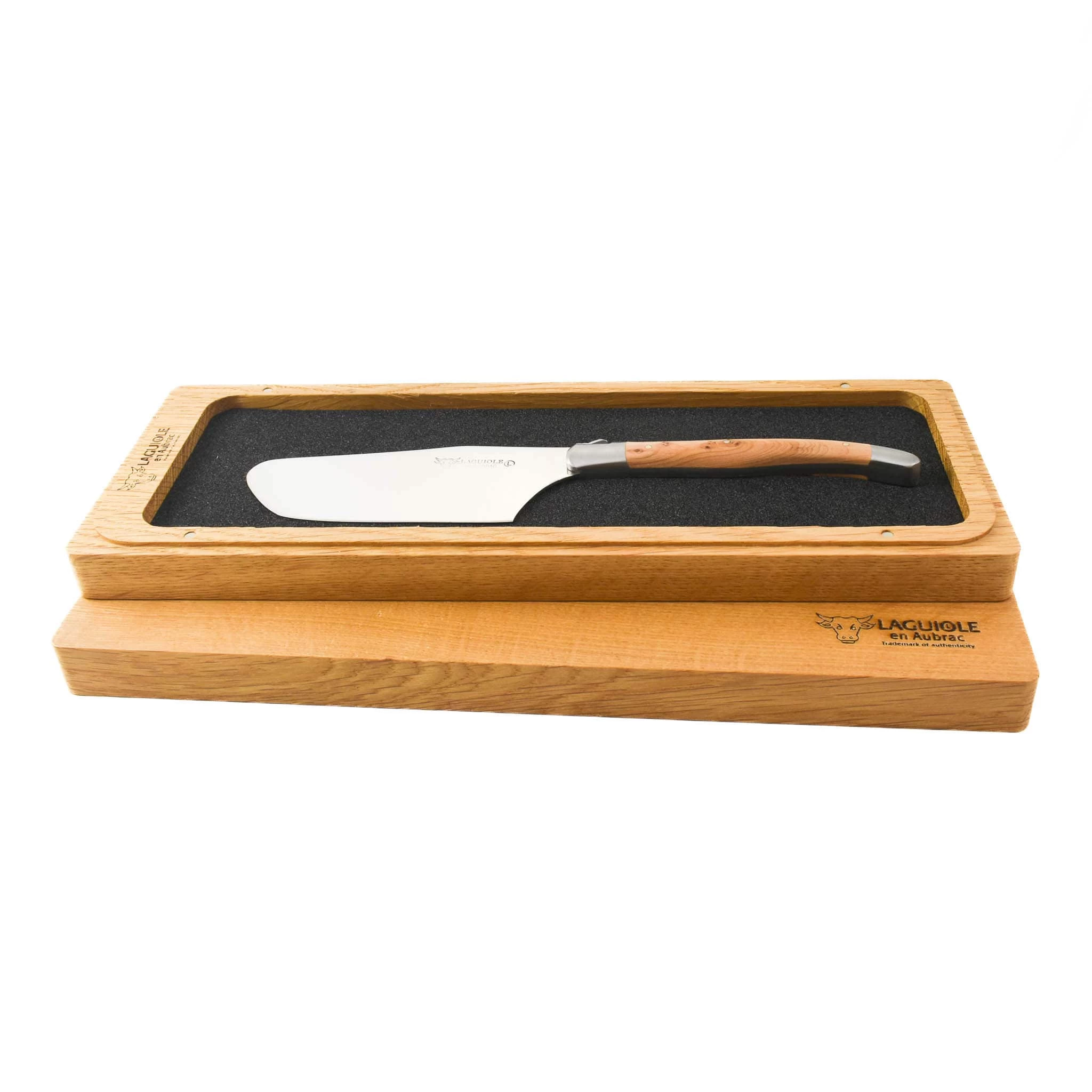 Laguiole En Aubrac Hard Cheese Knife, Juniper 3 Laguiole En Aubrac Hard Cheese Knife, Juniper - Image 3