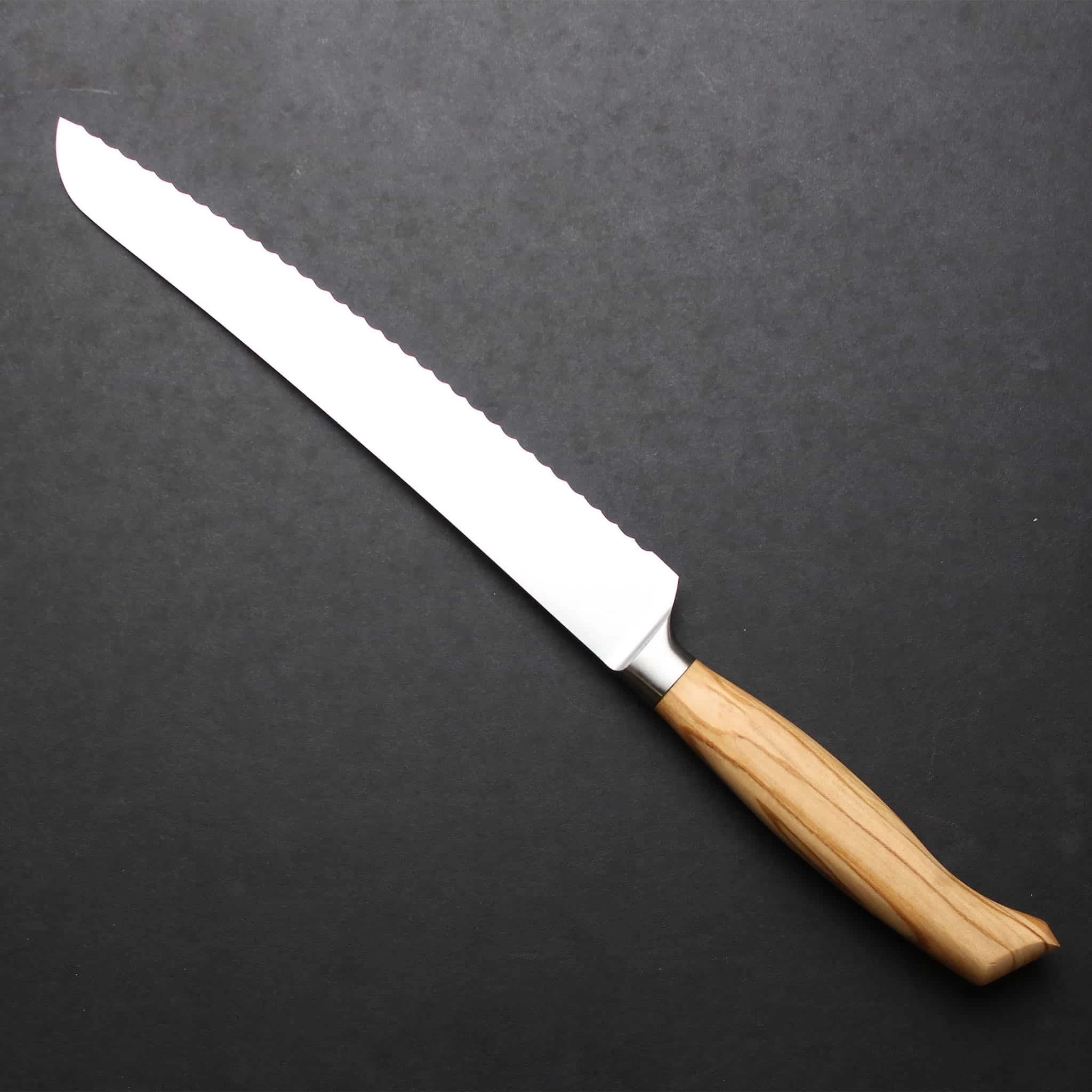 Messermeister Oliva Luxe Bread Knife 23cm 3 Messermeister Oliva Luxe Bread Knife 23cm - Image 3