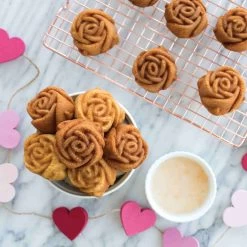 Nordicware Rosebud Cake Pan -Sous Chef Kitchenware NW0010NordicwareRosebudCakePanLifestyle ProductFrontLarge 3