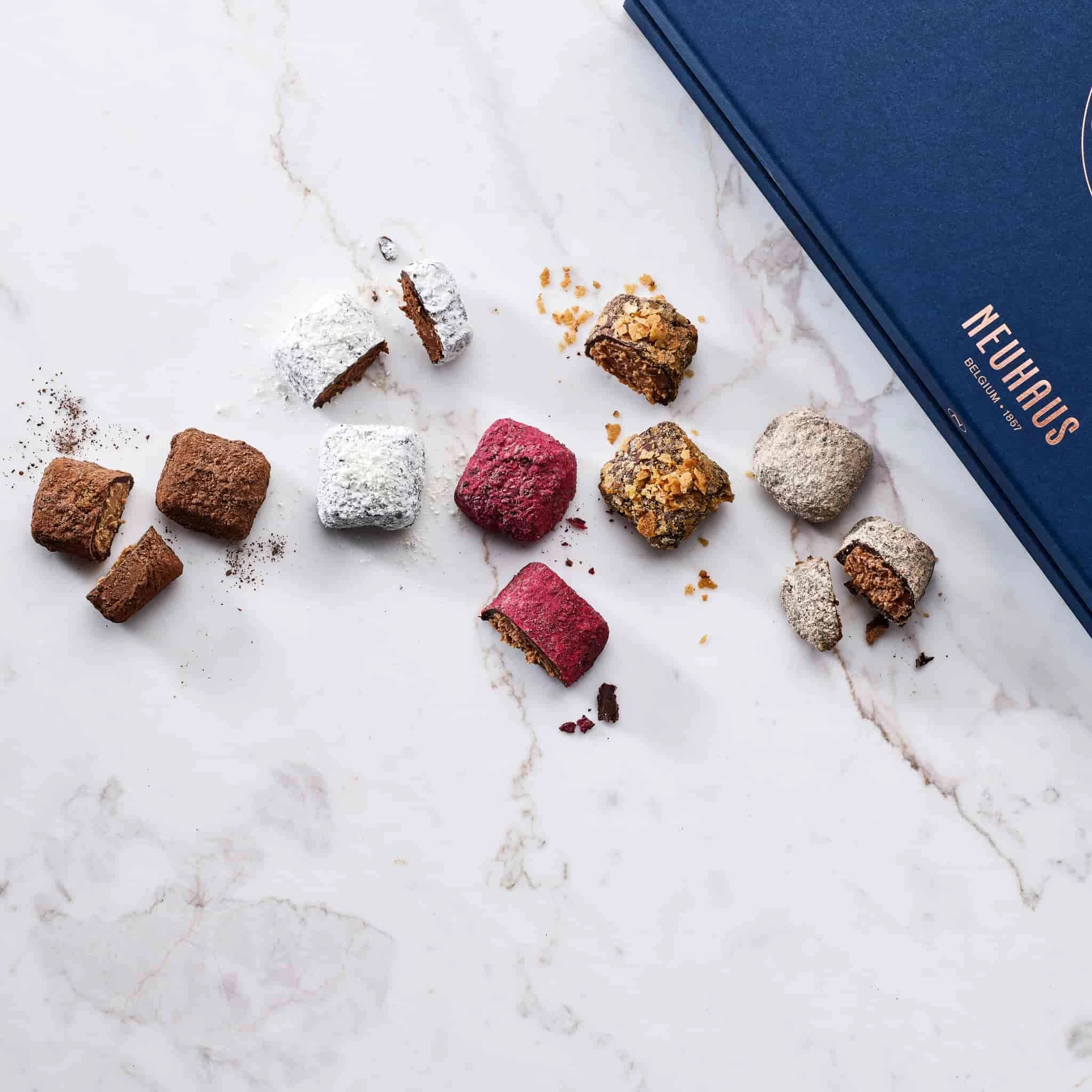 Short Dated Neuhaus "Les Trésors De Neuhaus" Pralines - 30 Pieces 4 Short Dated Neuhaus "Les Trésors De Neuhaus" Pralines - 30 Pieces - Image 4