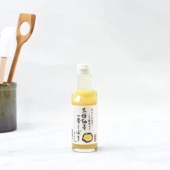 Hand-Pressed Yuzu Juice 200ml 5 Hand-Pressed Yuzu Juice 200ml -Sous Chef Kitchenware UI0050 Hand PressedYuzuJuice 2