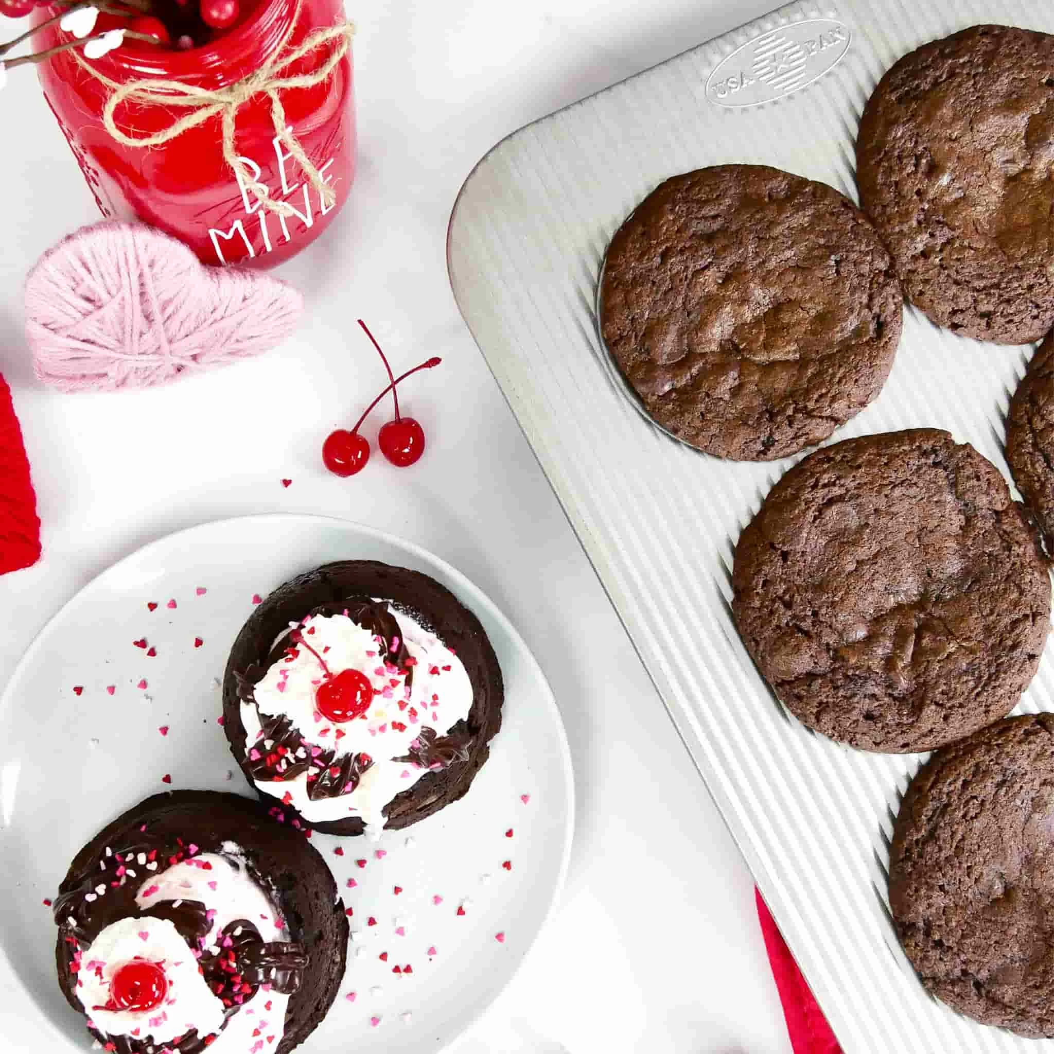 USA Pan 6 Hole Brownie Bowl Pan 2 USA Pan 6 Hole Brownie Bowl Pan - Image 2