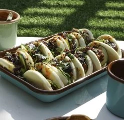 Kapka X Sous Chef Colourblock Enamel Roasting Dish, 26cm, Teal & Brown 6 Kapka X Sous Chef Colourblock Enamel Roasting Dish, 26cm, Teal & Brown -Sous Chef Kitchenware Untitled 1 0001 Layer2