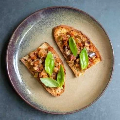 Lagoa Dinner Plate 27cm 10 Lagoa Dinner Plate 27cm -Sous Chef Kitchenware bomba calabrese sourdough above