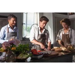 Dutchdeluxes Canvas BBQ Apron In Grey-Green 9 Dutchdeluxes Canvas BBQ Apron In Grey-Green -Sous Chef Kitchenware dutch deluxes bbq style apron lifestyle 2cc10bd0 5d8a 4f57 b3ba a91ffab055f4