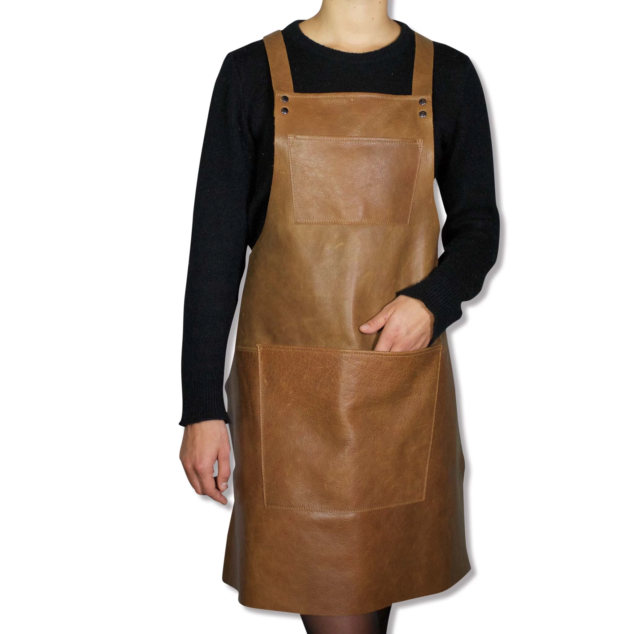 Dutchdeluxes Leather Suspender Apron In Vintage Camel 2 Dutchdeluxes Leather Suspender Apron In Vintage Camel - Image 2