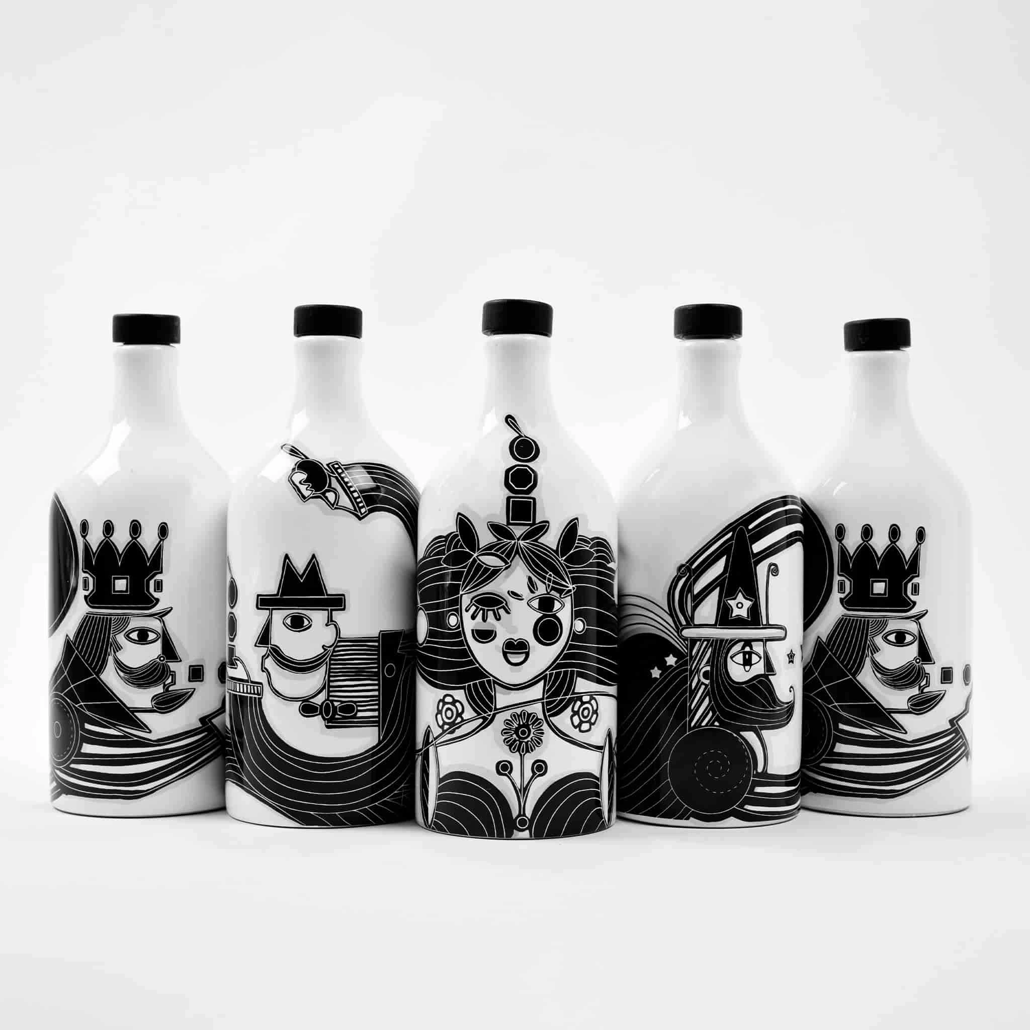 Frantoio Muraglia Intense Extra Virgin Olive Oil In Limited Edition 'King' Terracotta, 500ml 2 Frantoio Muraglia Intense Extra Virgin Olive Oil In Limited Edition 'King' Terracotta, 500ml - Image 2