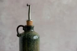 Lagoa Oil & Vinegar Pouring Bottle 8 Lagoa Oil & Vinegar Pouring Bottle -Sous Chef Kitchenware lagoa olive oil top close up