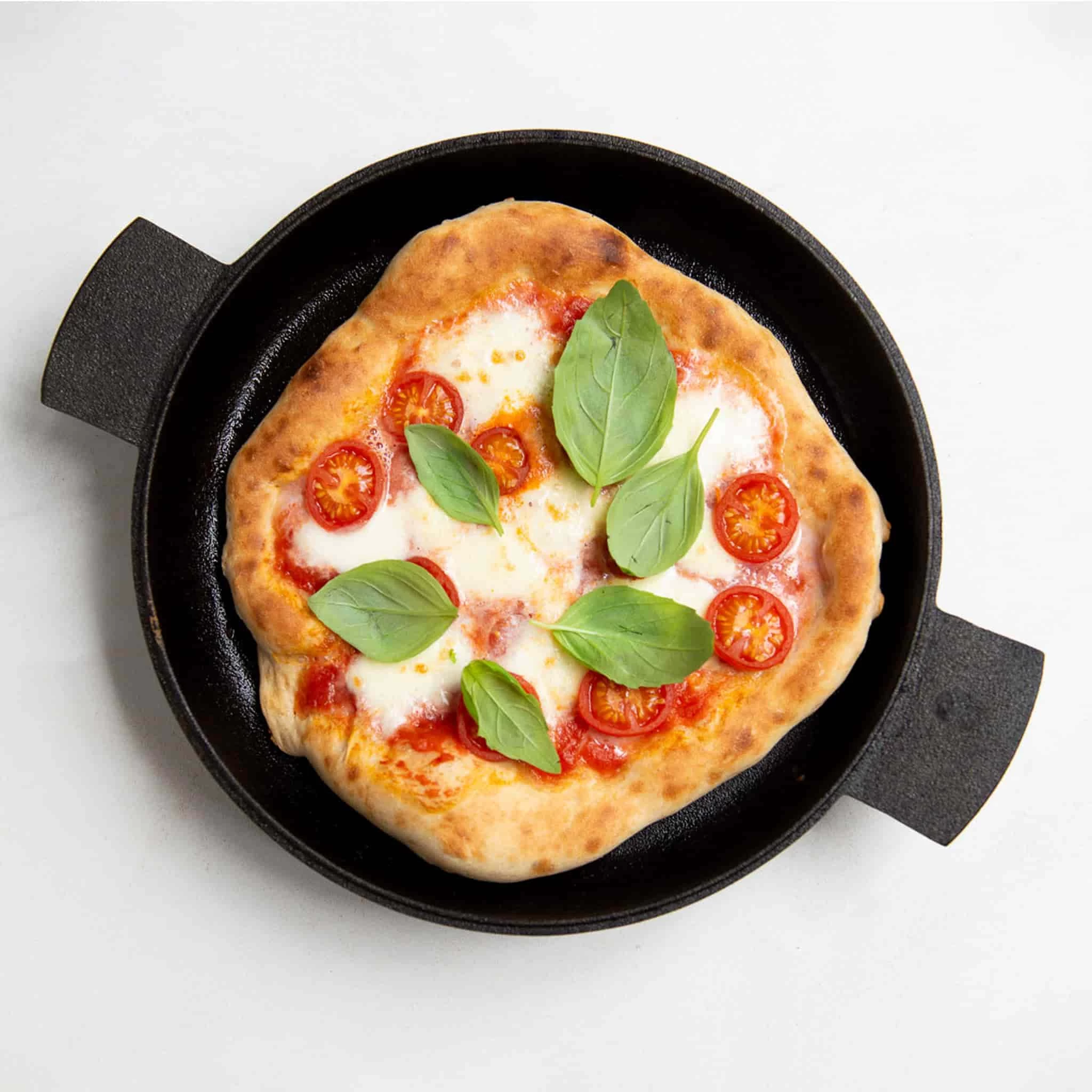 Skeppshult Cast Iron Gratin Dish & Frying Pan 25cm 2 Skeppshult Cast Iron Gratin Dish & Frying Pan 25cm - Image 2