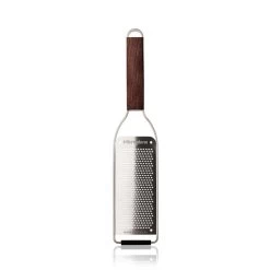 Master Series Walnut Microplane Gourmet Fine Grater