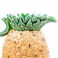 Bordallo Pinheiro Pineapple Pitcher -Sous Chef Kitchenware pineapple pitcher closeup