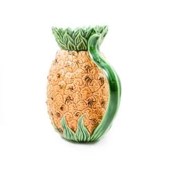 Bordallo Pinheiro Pineapple Pitcher -Sous Chef Kitchenware pineapple pitcher handle