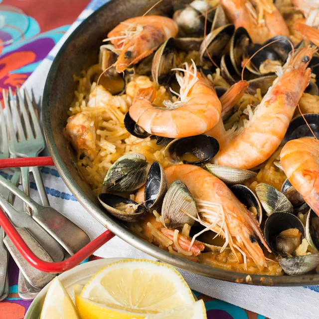 Paella Pan, 8-Person 33.5cm Dia 2 Paella Pan, 8-Person 33.5cm Dia - Image 2